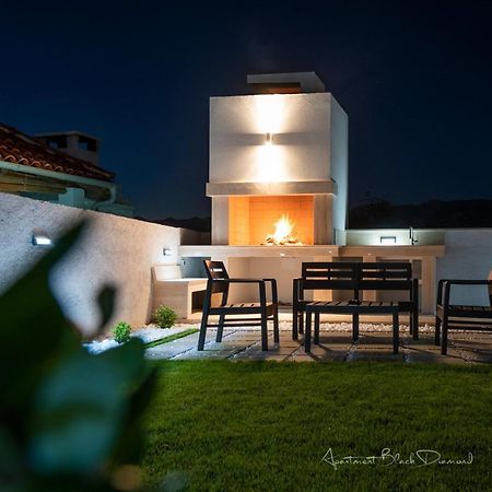 Apartment Black Diamond Ražanac エクステリア 写真