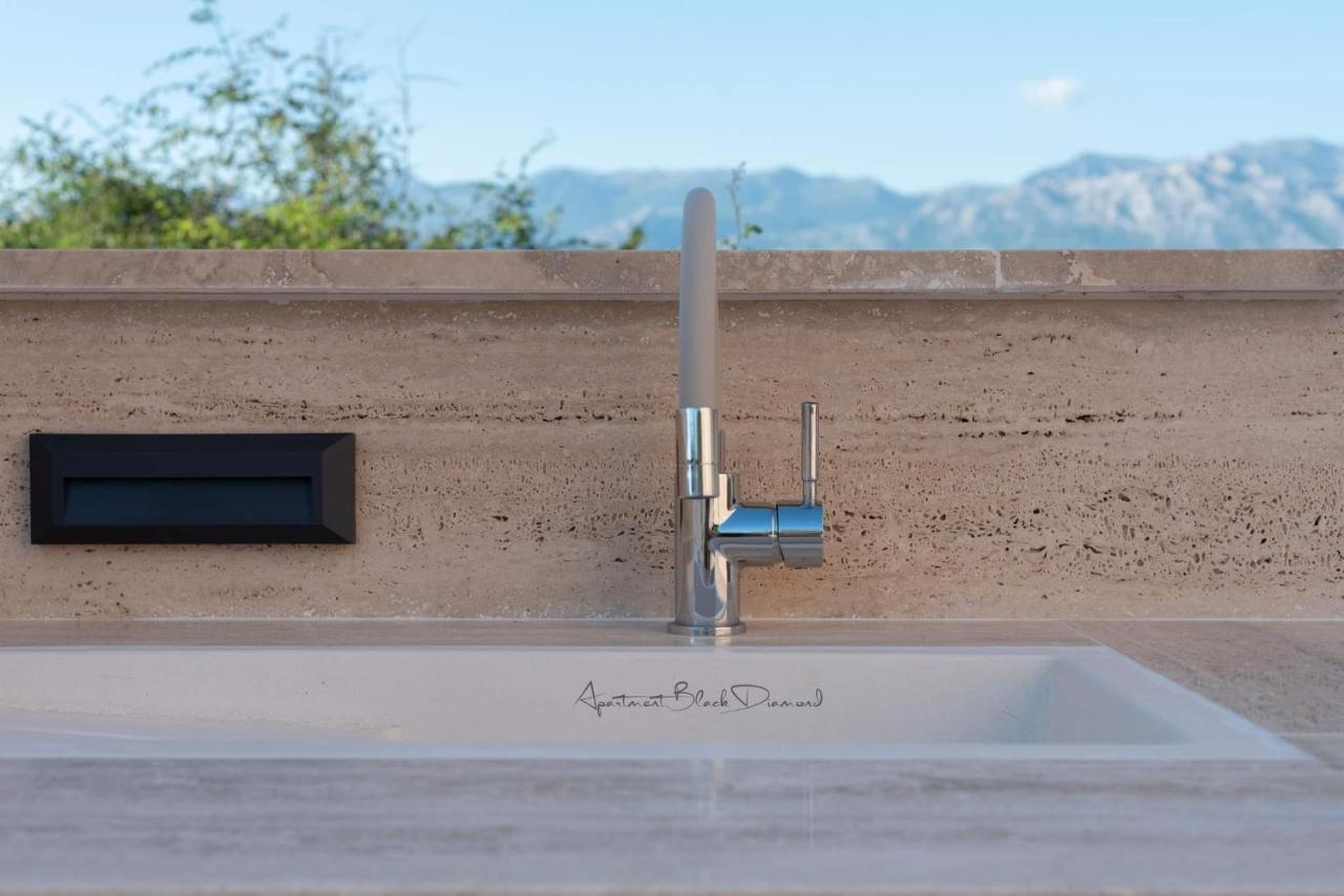 Apartment Black Diamond Ražanac エクステリア 写真