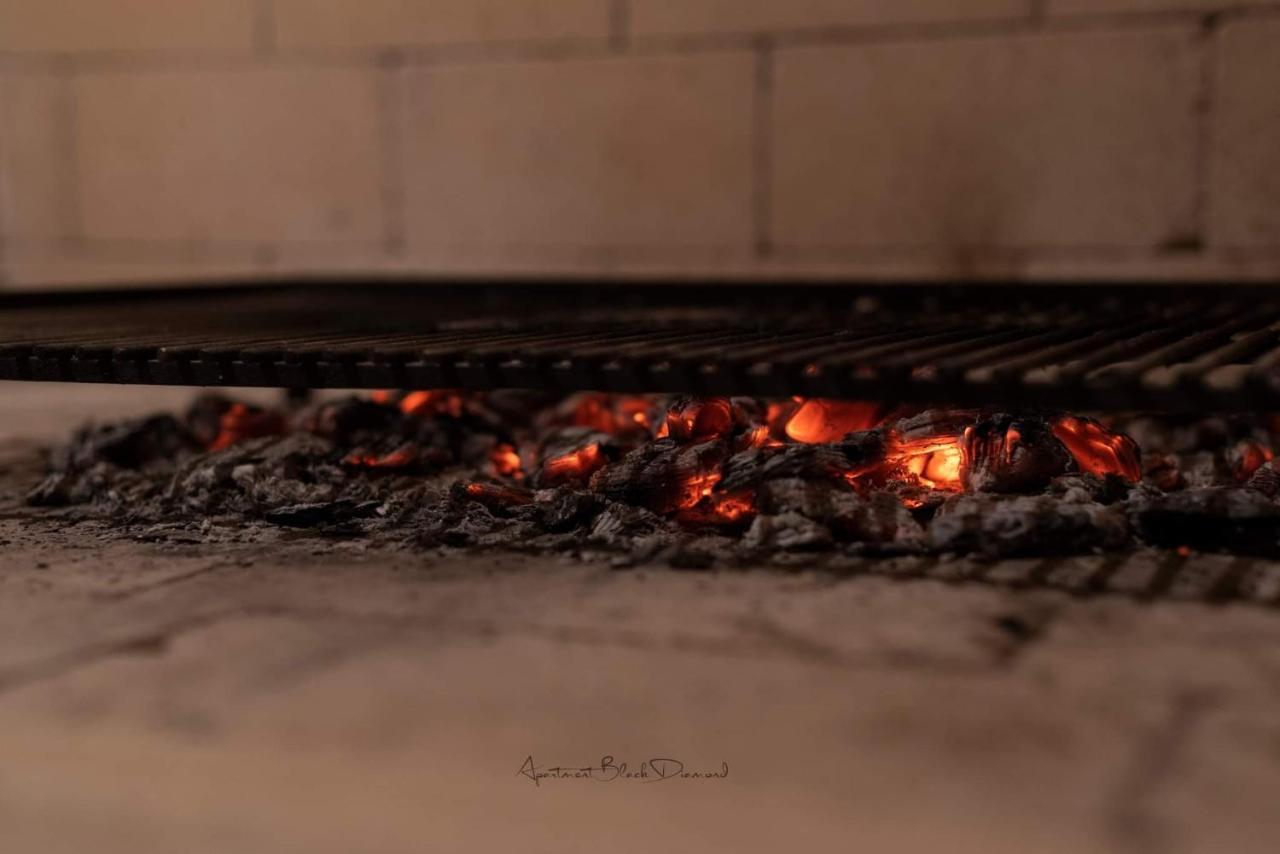 Apartment Black Diamond Ražanac エクステリア 写真
