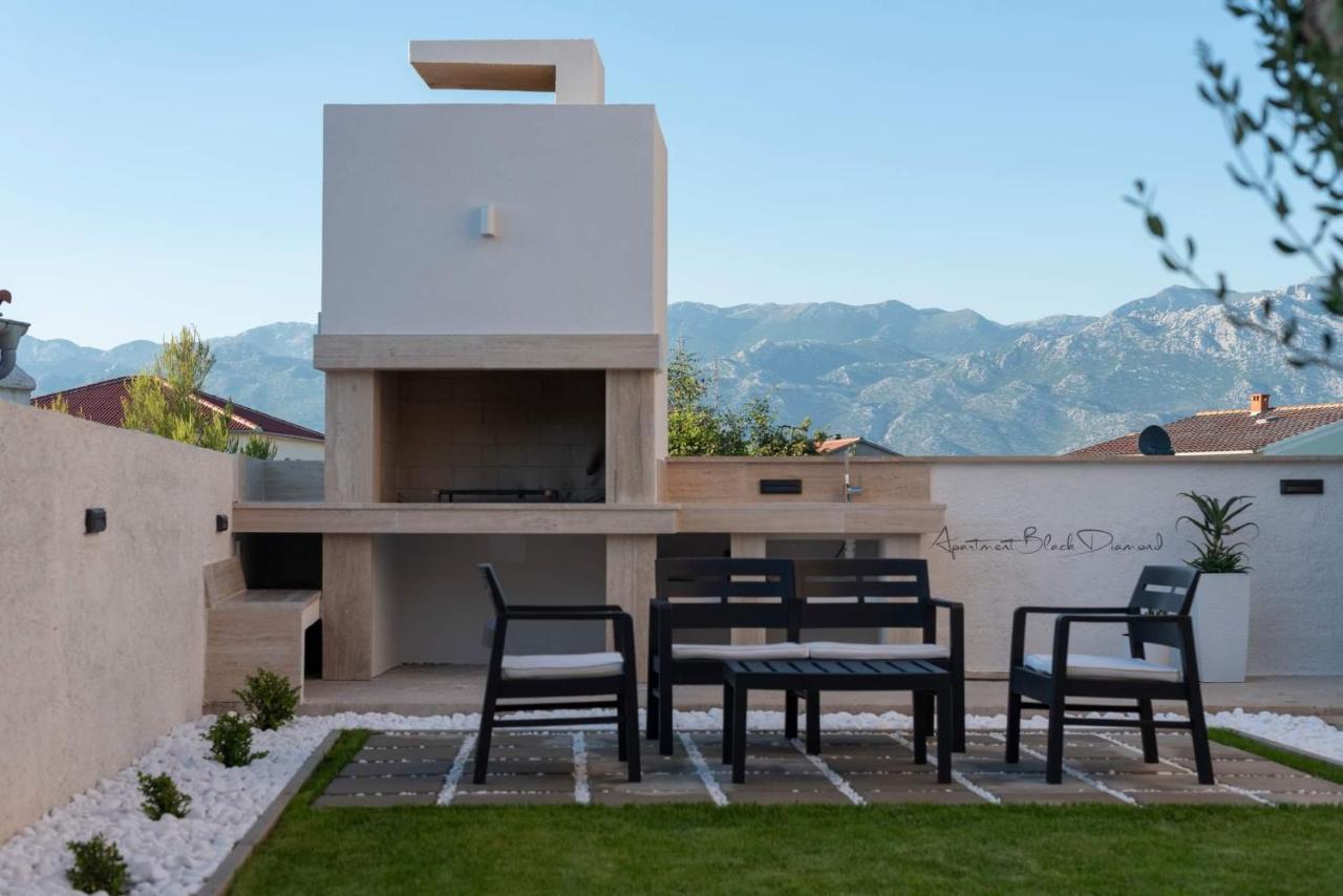 Apartment Black Diamond Ražanac エクステリア 写真