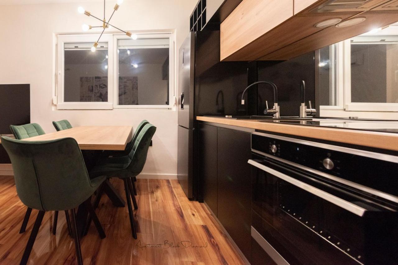 Apartment Black Diamond Ražanac エクステリア 写真