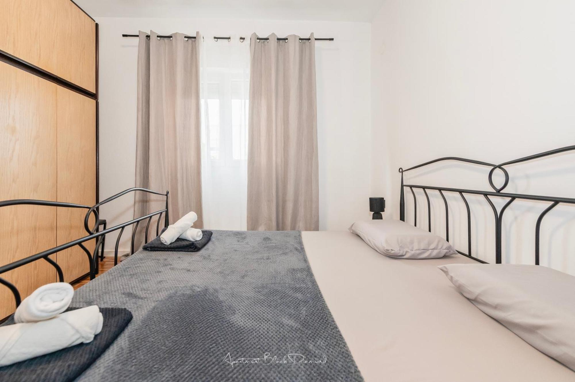Apartment Black Diamond Ražanac エクステリア 写真