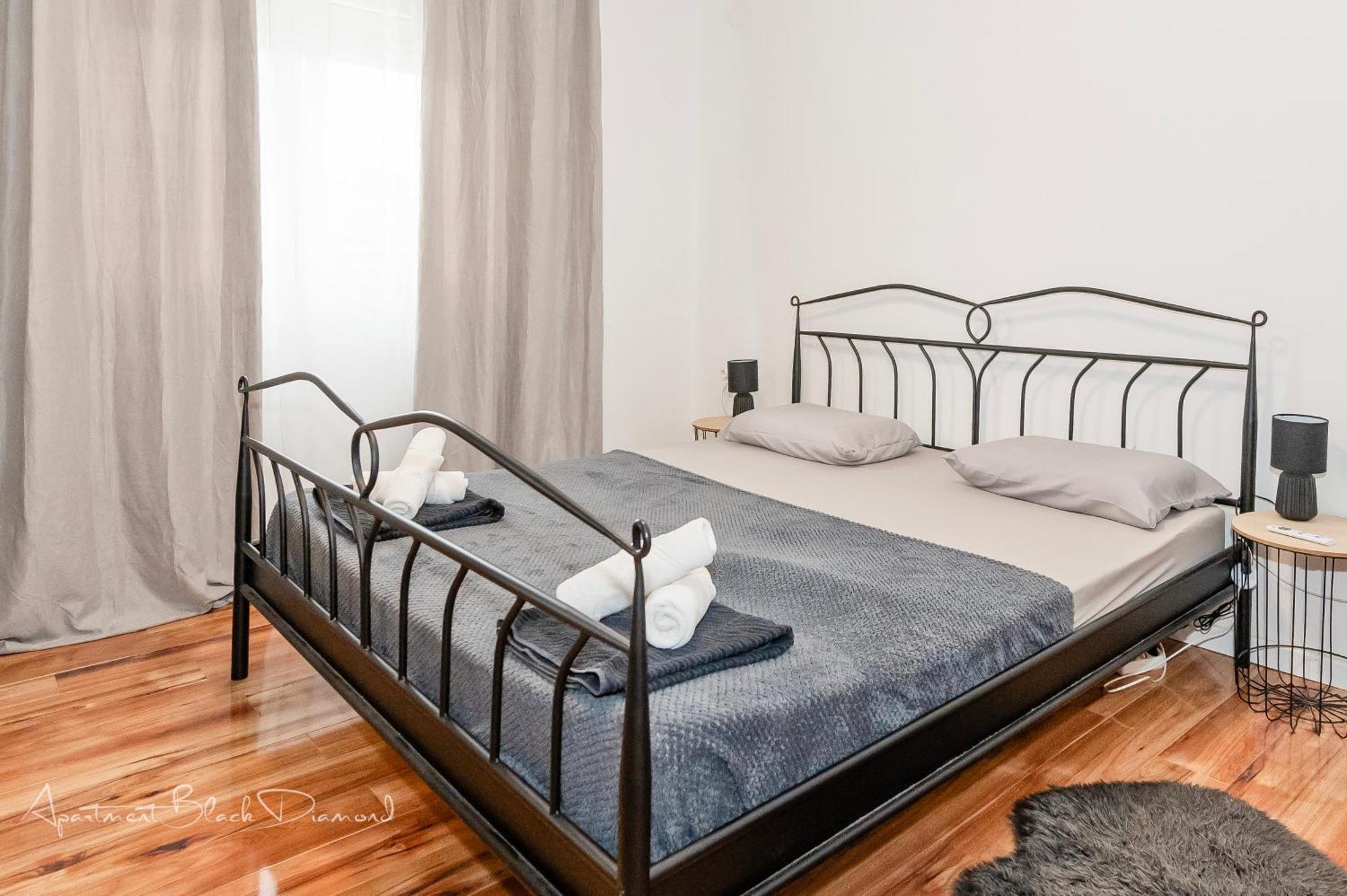 Apartment Black Diamond Ražanac エクステリア 写真